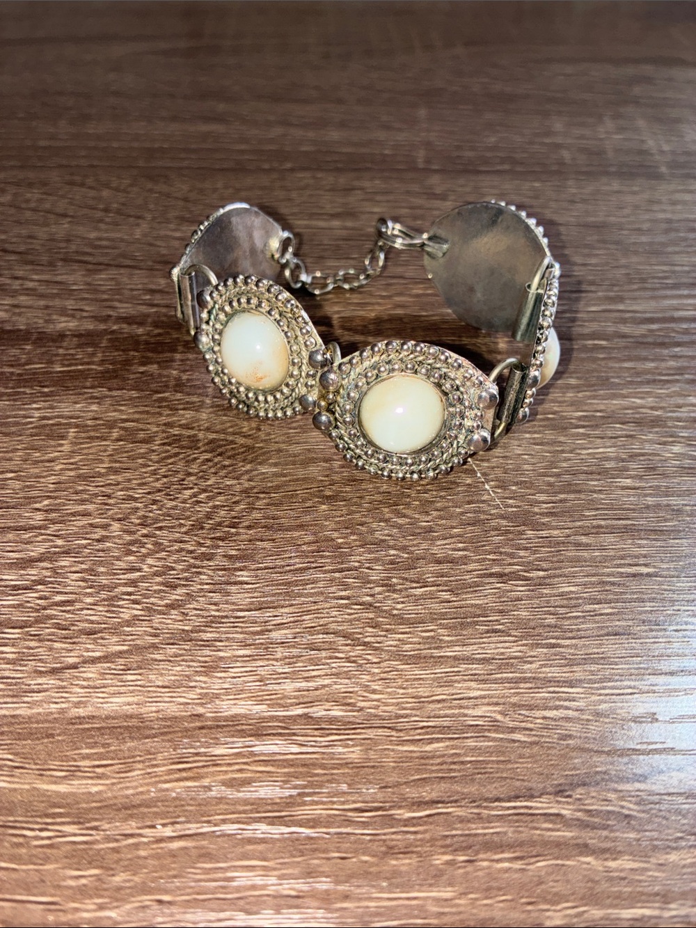 Vintage White Stone Silver Bracelet - Women Jewelry No Stamp